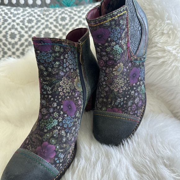 New, Spring Step L’Artiste Genuine Leather Upper Heeled Boots - Picture 3 of 7